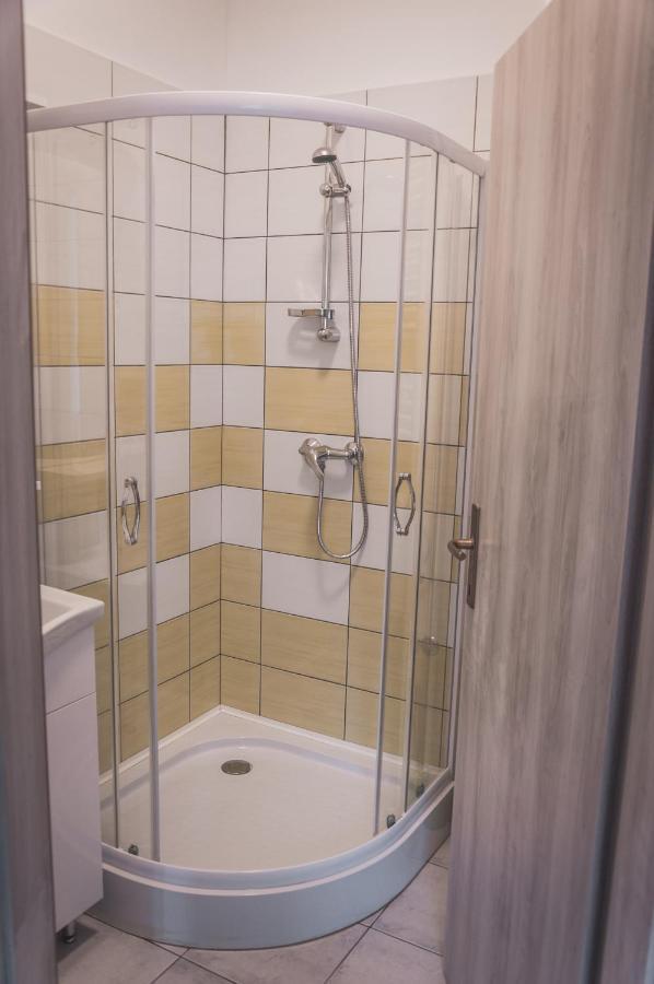Apartmaji Hrast - Podbela Esterno foto