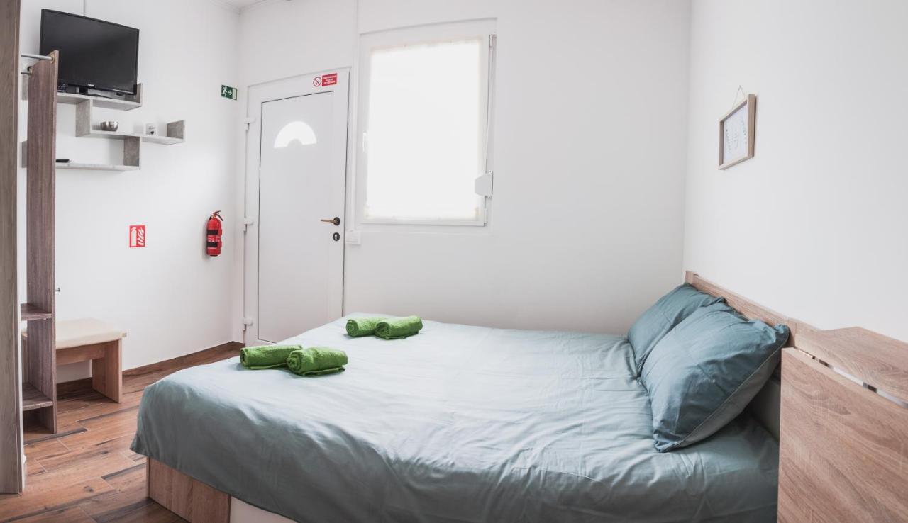 Apartmaji Hrast - Podbela Esterno foto